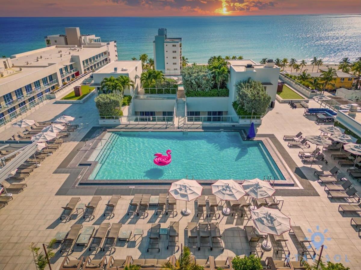 Lx Oasis Beachfront-Rt Infinity Pool Hollywood Eksteriør billede